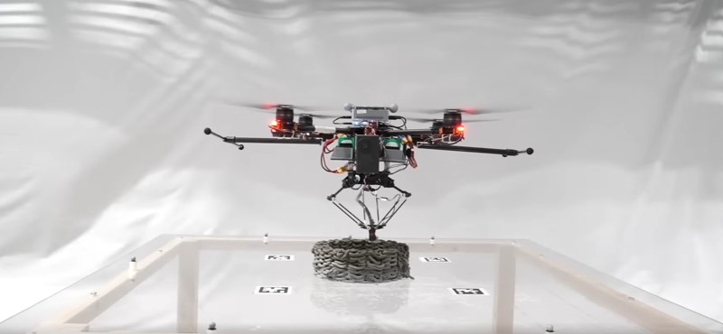 Drony i druk 3D z betonu